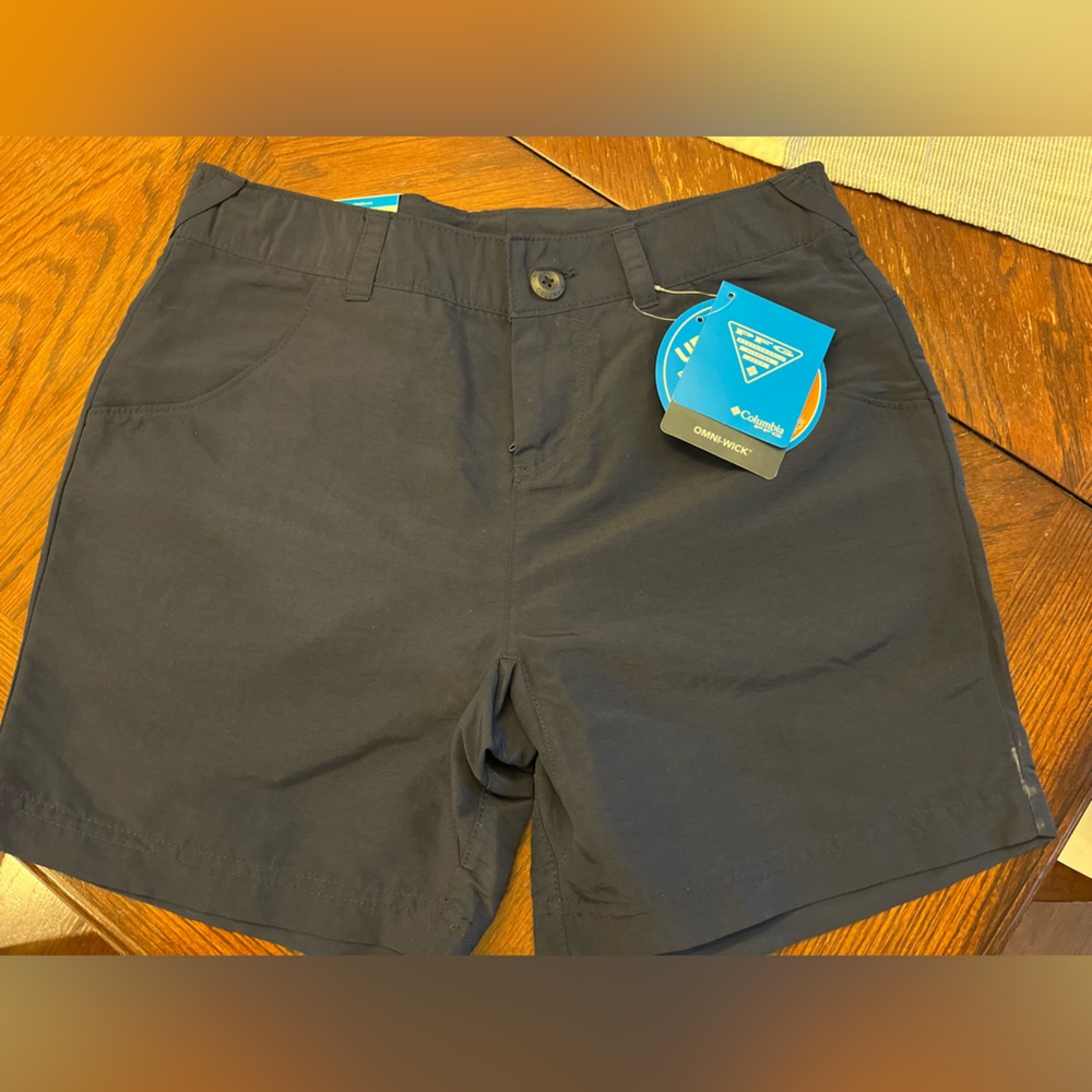 Ladies Columbia shorts